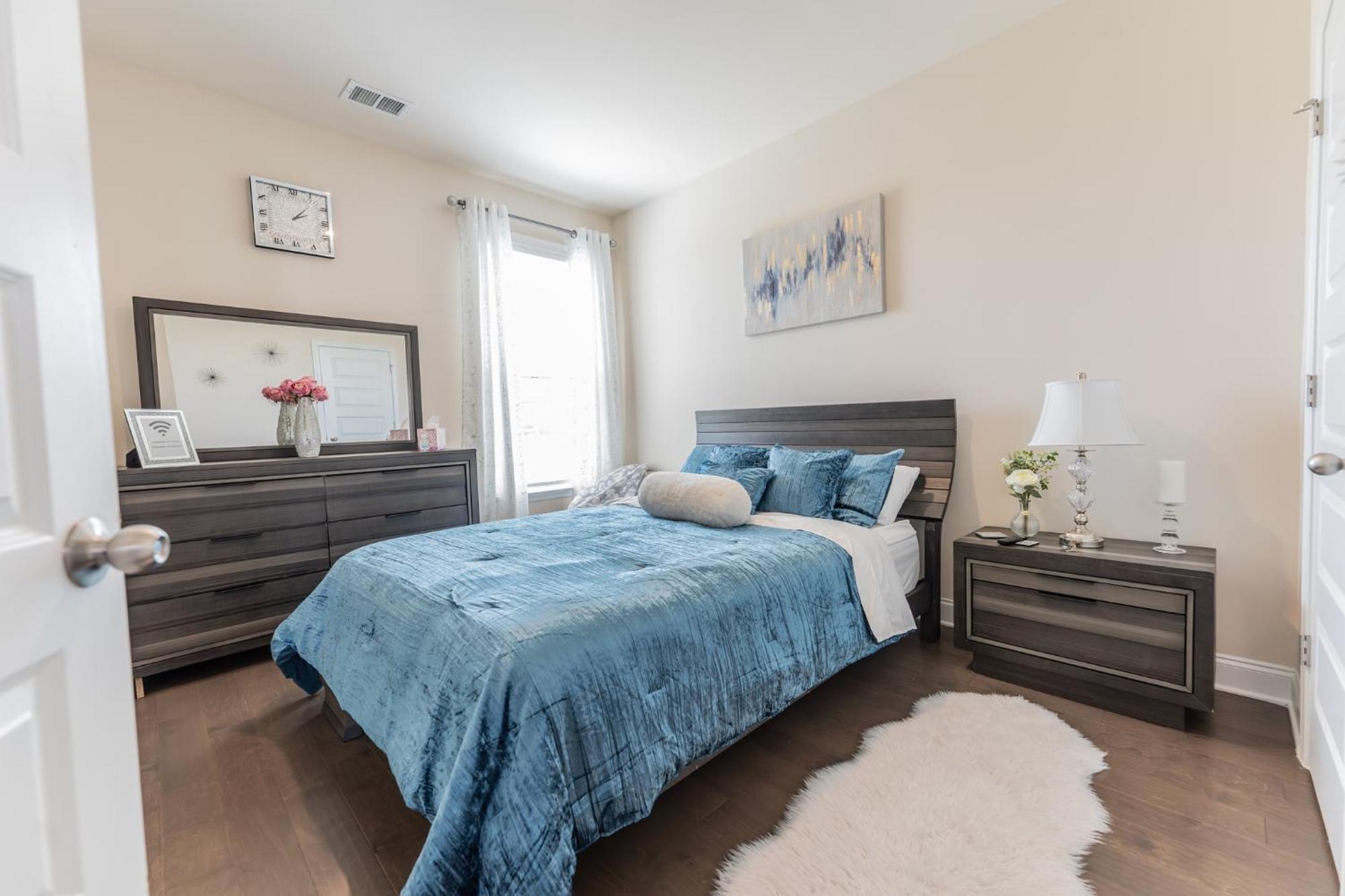 Luxury Bedroom With Private Bath Hampton Buitenkant foto