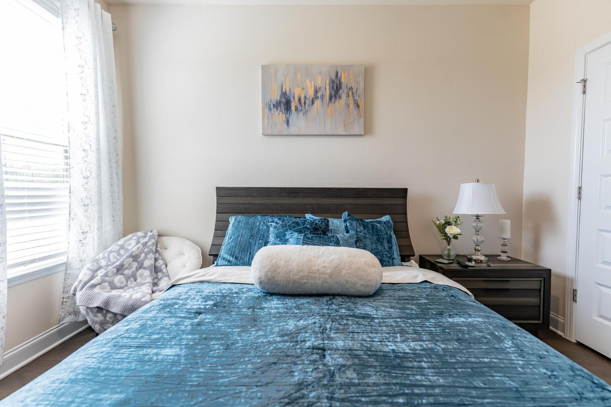 Luxury Bedroom With Private Bath Hampton Buitenkant foto